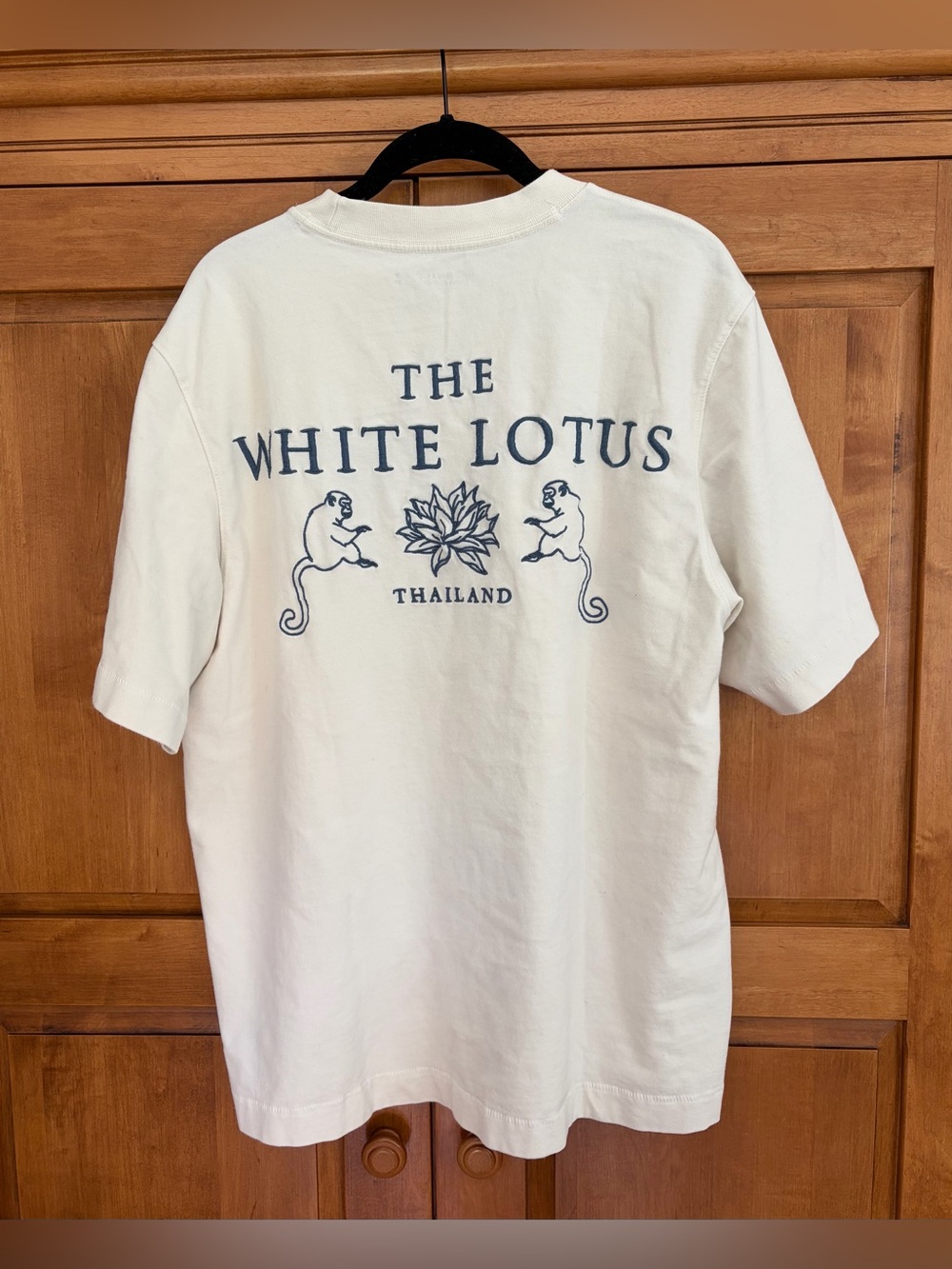 Abercrombie & Fitch The White Lotus Thailand Tee